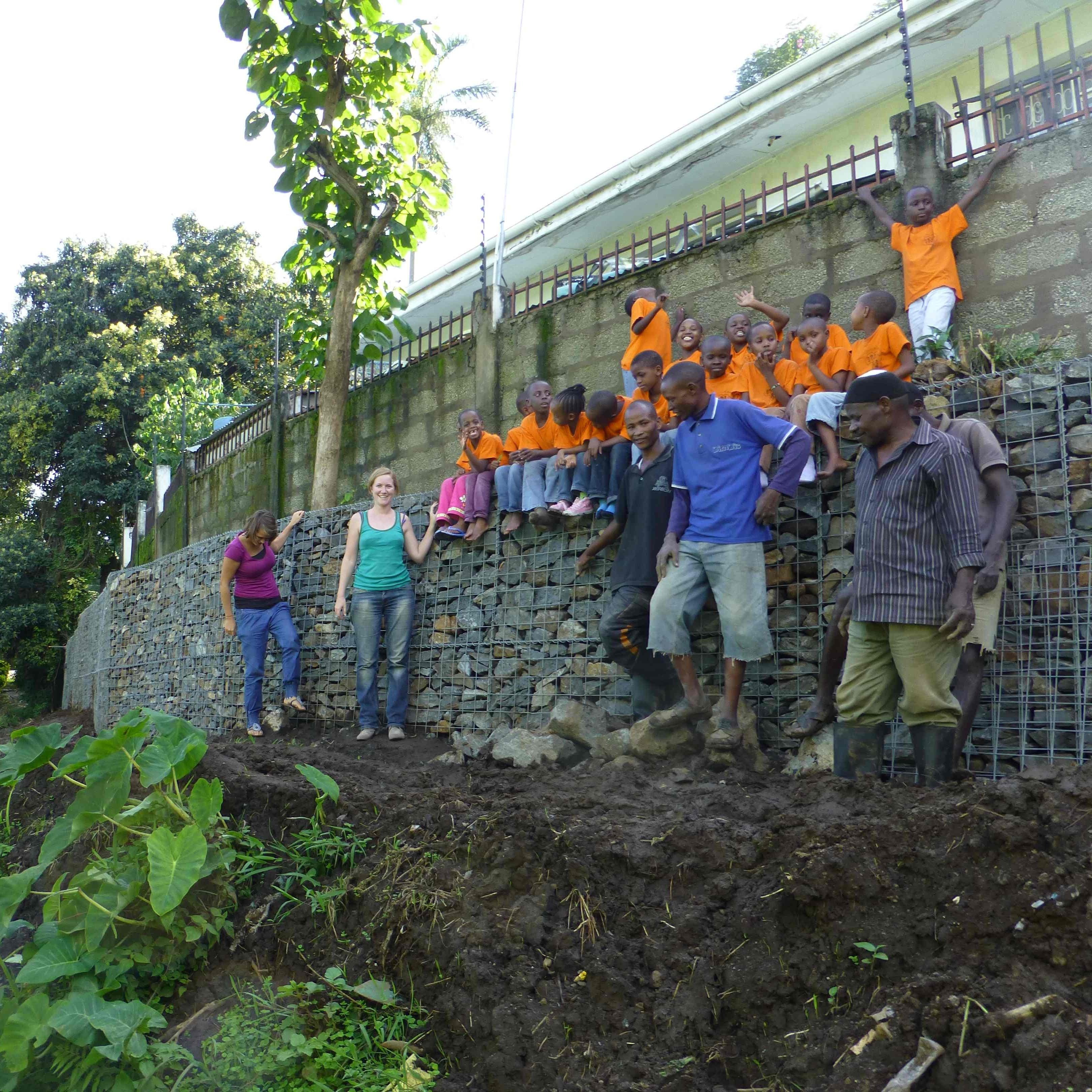 Gavión 100 cm x 100 cm x 50 cm (L x A x P), luz de malla 10 cm x 10 cm, en espiral