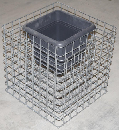 Colonne de fleurs hauteur 32 cm surface de base 42 x 42 cm MW 5 x 5 cm, galvanisé à chaud, pot inclus